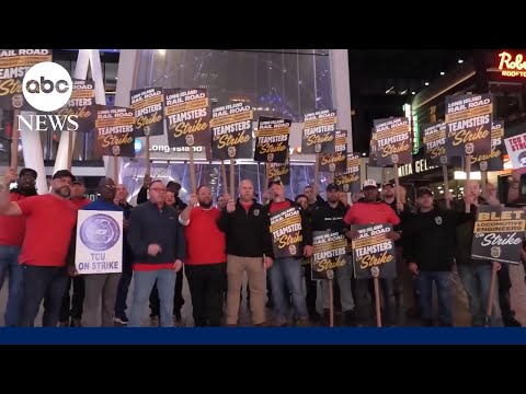 Read more about the article LIRR strike shuts down nation’s largest railroad