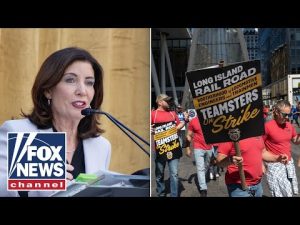Read more about the article Hochul SLAMMED as thousands of commuters stranded over major strike