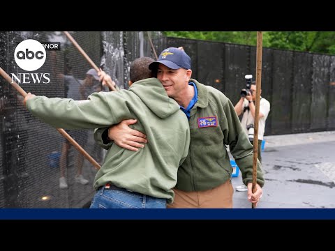 You are currently viewing Lawmakers come together to wash Vietnam Veterans Memorial Wall