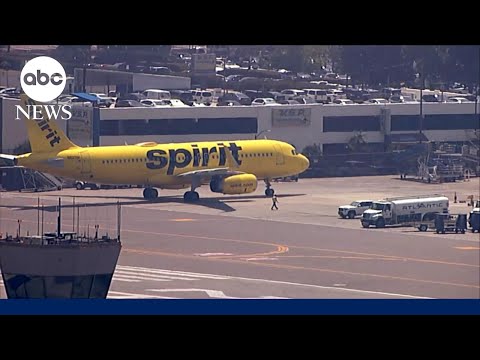 Read more about the article Spirit Airlines shuts down all operations after 34 years in business