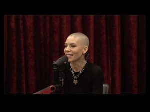 Read more about the article Joe Rogan Experience #2504 – Skylar Grey