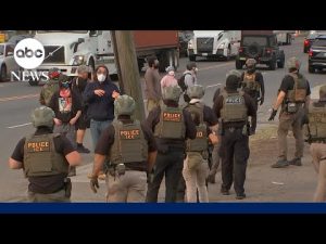 Read more about the article ICE agents clash with protesters at NJ immigration detention facility