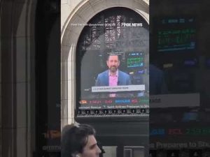Read more about the article May Day protesters BLOCK entrances to NYSE #news #foxnews #us