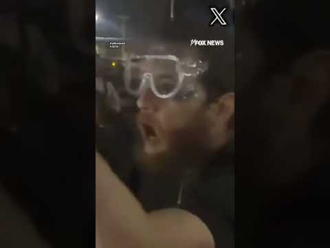 Read more about the article BREAKING: Rioter ARRESTED after threatening to ICE agents and their families #shorts #ICE #US