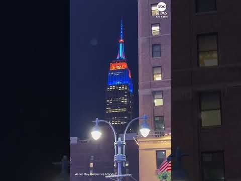 Read more about the article Fans flood NYC streets after Knicks Game 1 win