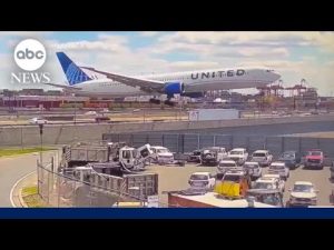 Read more about the article United jet was 15 feet from hitting truck on NJ Turnpike: Preliminary NTSB report