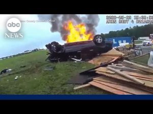 Read more about the article Woman rescued from burning car speaks out
