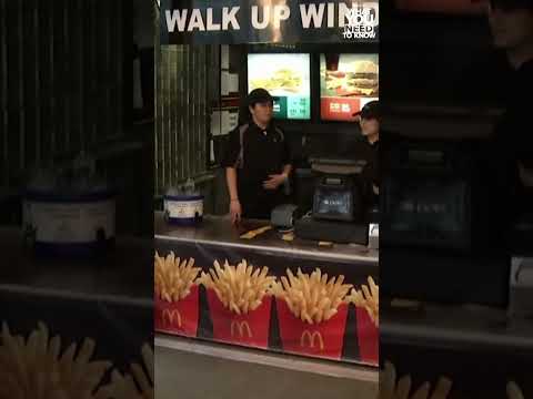 You are currently viewing McDonald’s is rolling out major changes as it looks to lure back customers