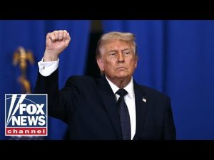 Read more about the article Trump’s economy ‘CONTINUES TO DELIVER,’ Labor chief says