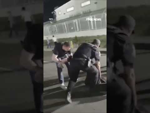 Read more about the article Protesters CLASH with police outside ICE facility #foxnews #news #shorts #police #protest