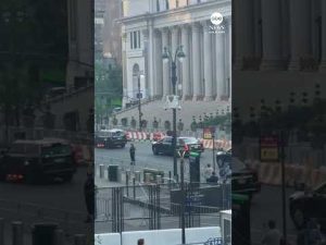 Read more about the article Trump motorcade arrives at NBA Finals in New York City