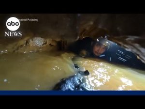Read more about the article Laos cave rescuers hear ‘knocking’ in race to find last two trapped villagers