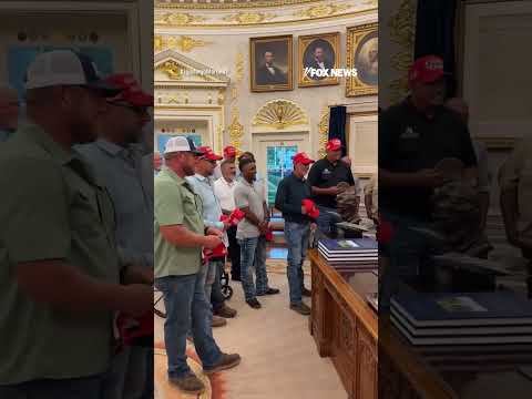 You are currently viewing Reflecting pool workers INVITED TO OVAL OFFICE #foxnews #news #us #fox