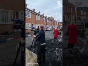 Read more about the article Footage shows aftermath of protests in Belfast