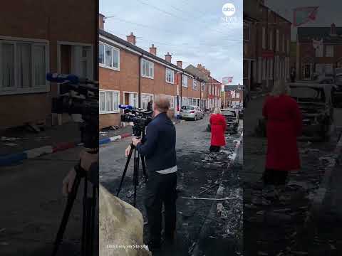 Read more about the article Footage shows aftermath of protests in Belfast