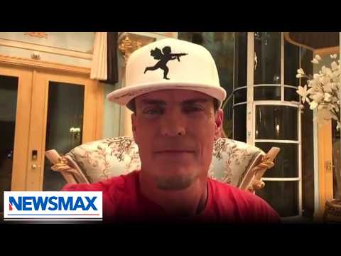 Read more about the article Vanilla Ice responds to his song ‘Ice Ice Baby’ being used to troll anti-ICE protesters