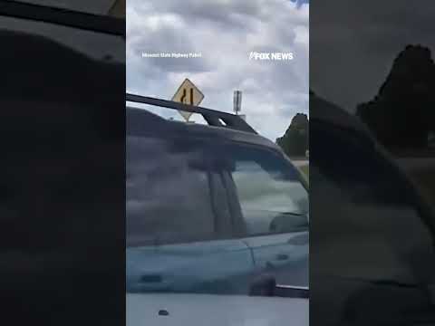 Read more about the article Homicide suspect SHOOTS at troopers in high speed chase #foxnews #news #us #fox