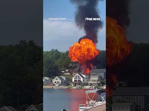 You are currently viewing SEE IT: Massive fireball ERUPTS after propane explosion destroys lakeside homes #foxnews #news