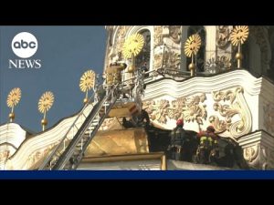 Read more about the article Russia bombards Kyiv, sets fire to famed cathedral