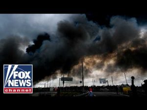 Read more about the article NEW: Ukraine drone strikes MAJOR Russian oil refinery