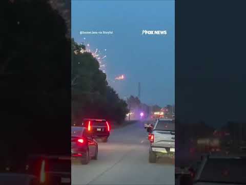 Read more about the article SEE IT: Fireworks stand goes up in FLAMES #foxnews #news #shorts #fireworks #oklahoma #road