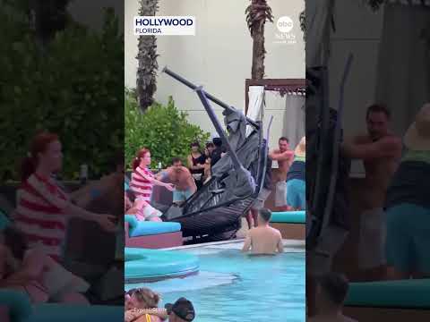 Read more about the article Five injured after wind sends cabana frame flying at Florida hotel
