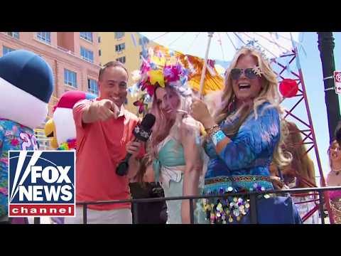 Read more about the article ‘Jesse Watters Primetime’ swims with the mermaids