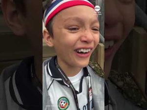 Read more about the article Young Norway fan tears up as he attends his first World Cup match