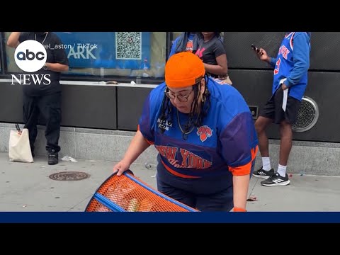 Read more about the article JPMorgan Chase fires employee who takes Knicks-painted trash can