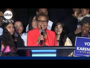 Read more about the article Karen Bass advances in LA mayoral race as opponent remains unclear