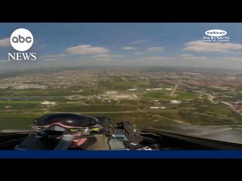 You are currently viewing View from the cockpit of an F-22 flying over D.C.