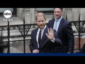 Read more about the article Prince Harry returns to the UK amid estrangement with the royal family