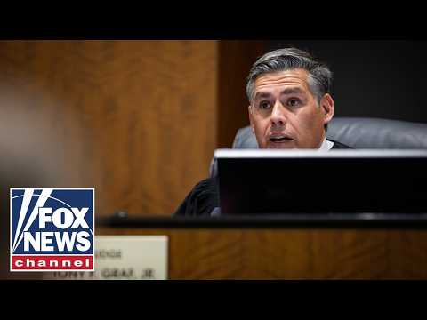 Read more about the article The way the judge is handling the Kirk case is ‘DISGRACEFUL’: Legal analyst