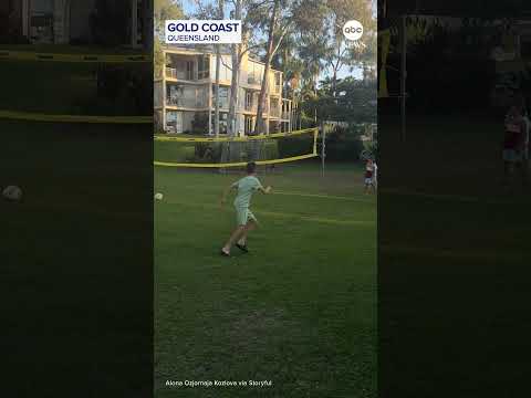 Read more about the article Boys play ball with kangaroo at Australia resort