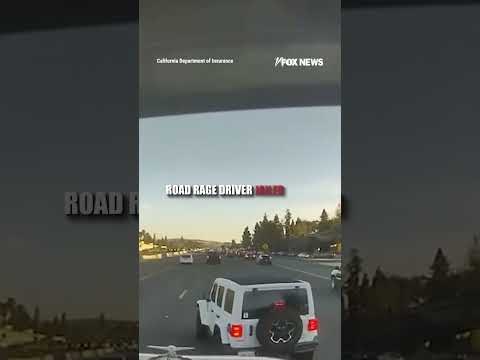 You are currently viewing ‘ROAD RAGE’: Dashcam video captures driver triggering a crash #shorts #usa #breaking #news #us