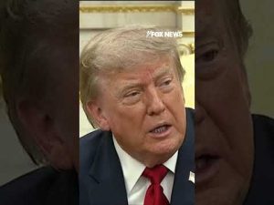 Read more about the article BREAKING: Trump teases ‘really big news’ #foxnews #news #shorts
