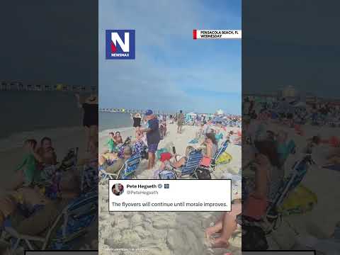 Read more about the article Blue Angels thrill beachgoers with a low flyover over Pensacola Beach