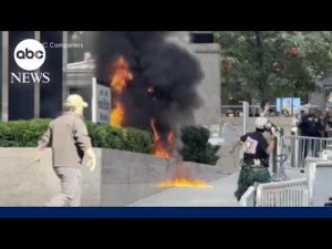 Read more about the article FBI: Former soldier set off incendiary outside New York City federal building