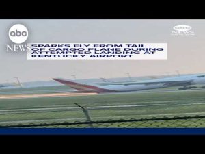 Read more about the article Sparks fly from tail of cargo plane during attempted landing