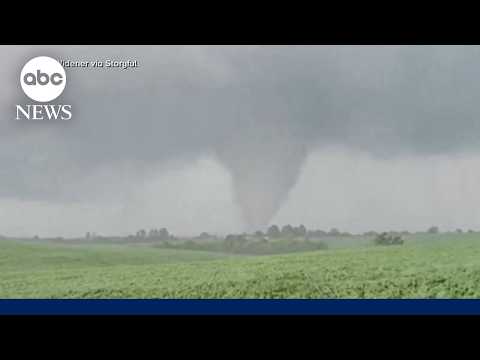 You are currently viewing Tornado damage from Kentucky to New Jersey