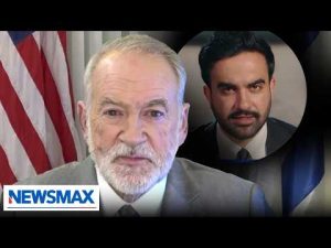 Read more about the article Huckabee warns of ‘pure ignorance’ that brings leftist Mamdani political power