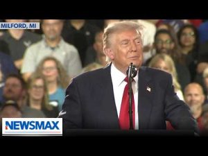 Read more about the article TRUMP responds to ‘Communist’ heckler in Michigan
