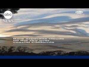 Read more about the article Rare asperitas clouds fill the sky over coastal California