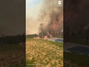 Read more about the article Fire burns extremely close to Utah home