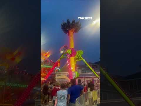 Read more about the article Riders STUCK upside down on NJ boardwalk ride #shorts #us #amusementpark #nj #boardwalk