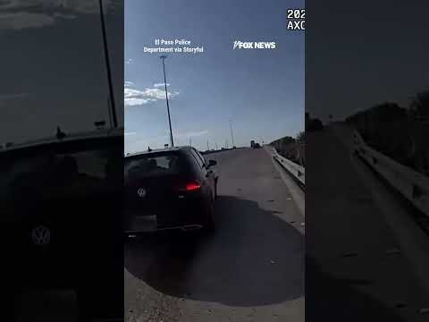 Read more about the article Distracted driver nearly RUNS OVER police officer during traffic stop #shorts