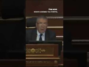 Read more about the article Lawmaker throws EGGS at acting prime minister in Kosovo