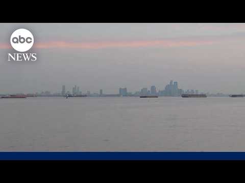 You are currently viewing Woman, infant killed after boat capsizes in NY Harbor