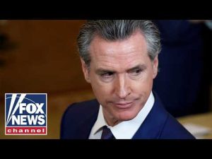 Read more about the article Newsom SLAMMED over alignment with far-left progressives in key swing state