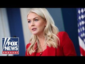 Read more about the article BREAKING: Karoline Leavitt leaving her position at the White House